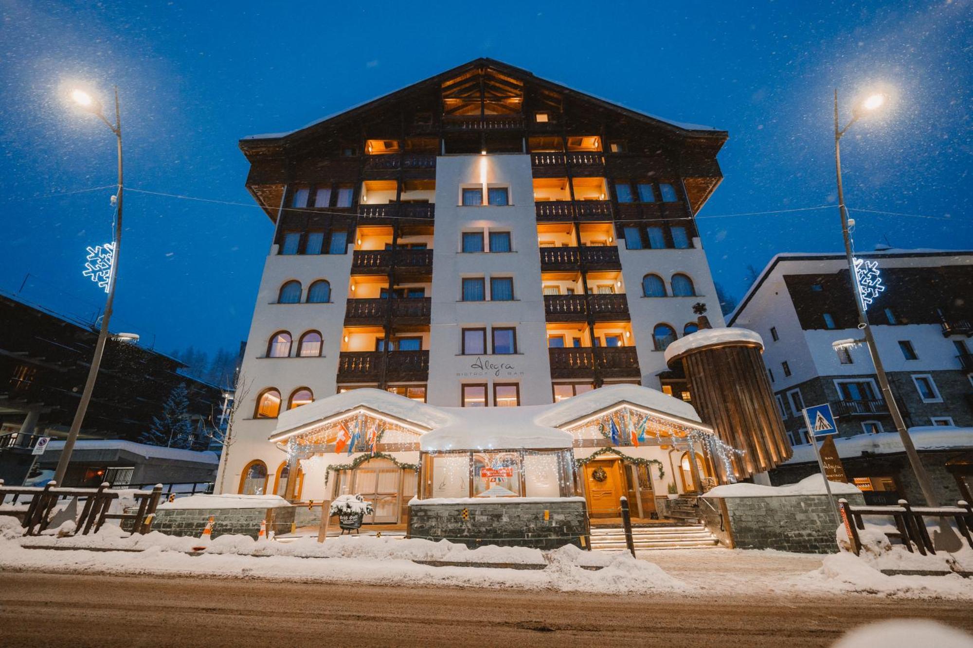 Sertorelli Sporthotel Брей-Червиния Экстерьер фото
