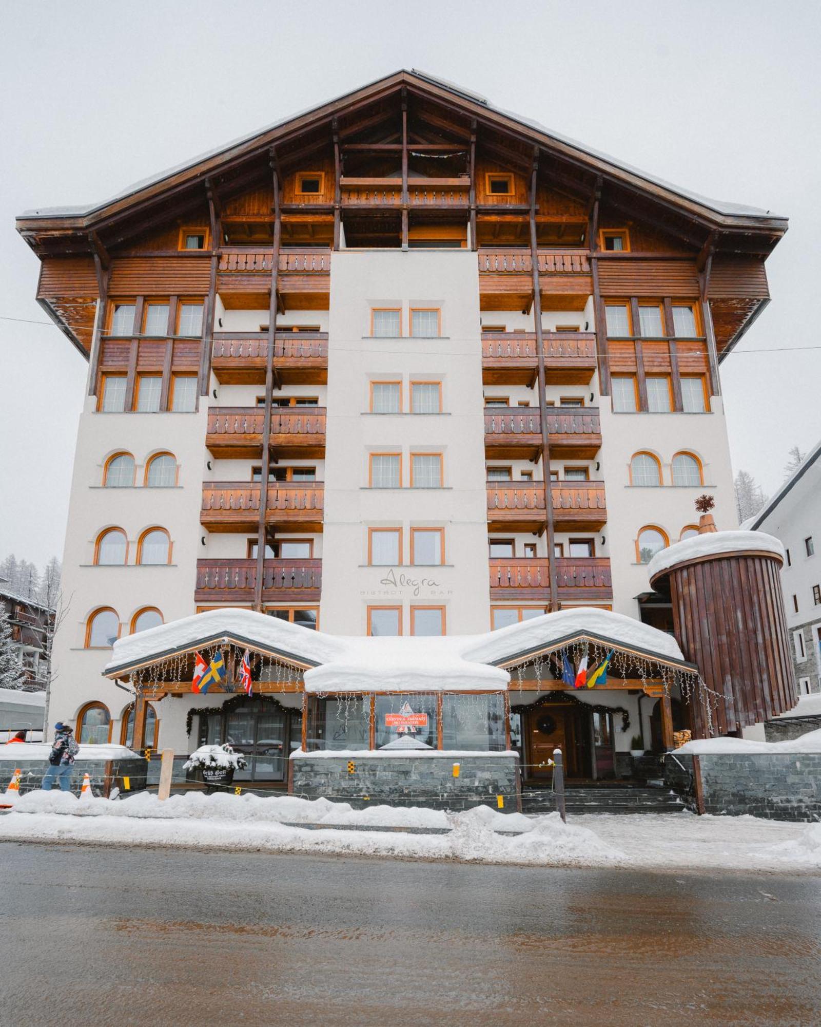 Sertorelli Sporthotel Брей-Червиния Экстерьер фото